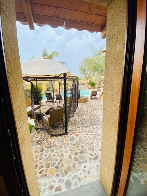 Hotel Villa Canu Cabras Exterior photo